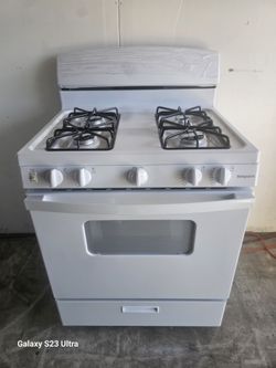 New Open Box Hotpoint 30" Wide Apartment Size Gas Stove In White