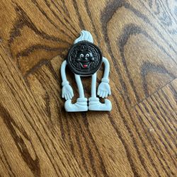 Vtg Nabisco Oreo Cookie Man, 4 Inch Bendable Toy 1998