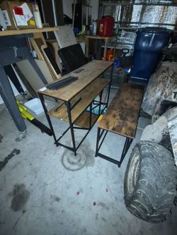 Dressers/TV stands