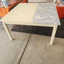 White Wood Kids Table