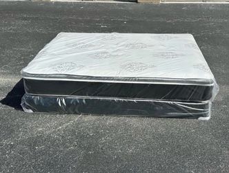 New Queen Size Pillowtop Mattress and Box Spring