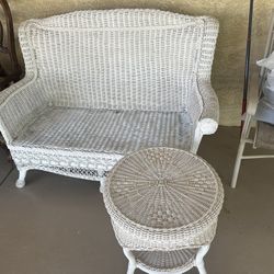Wicker Couch With End Table 