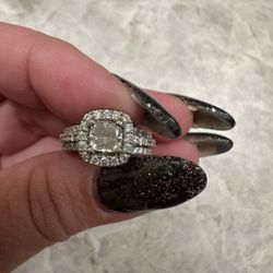 2ct Total Weight Cushion 14kt Gold Engagement Ring 