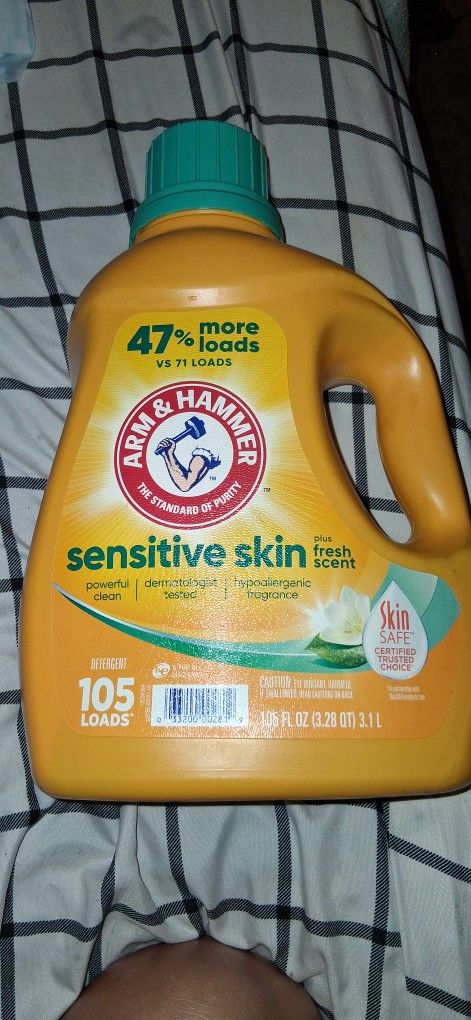 Detergent/sanitizer Spray