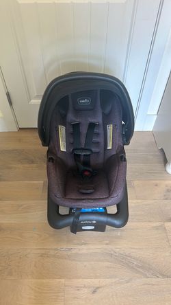 even Flo infant car seat with base