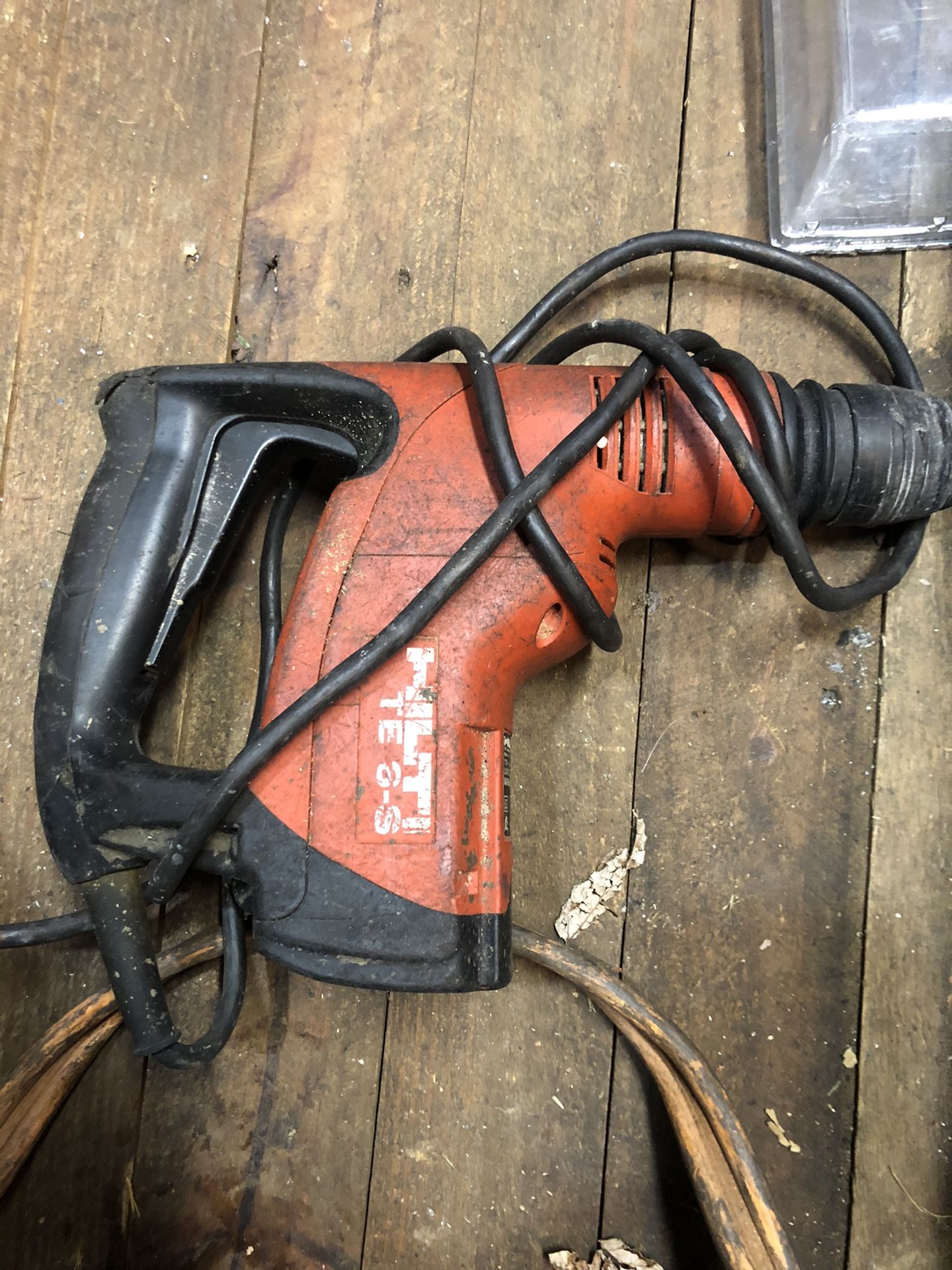 Hilti TE6-S hammer drill sds