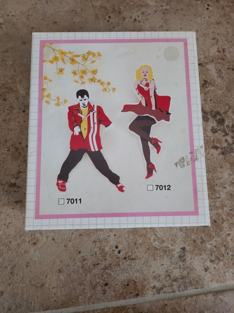 Elvis Presley Pendulum Clock
