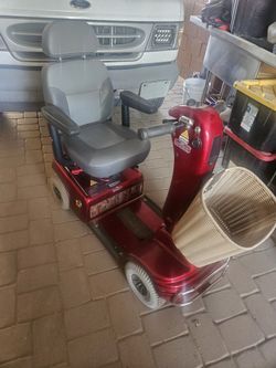 Merits Health S341 Pioneer 10 Bariatric 4 Wheel Scooter