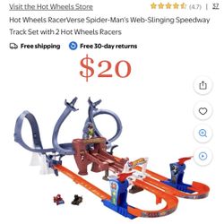 Hot Wheels RacerVerse Kids Toy Set