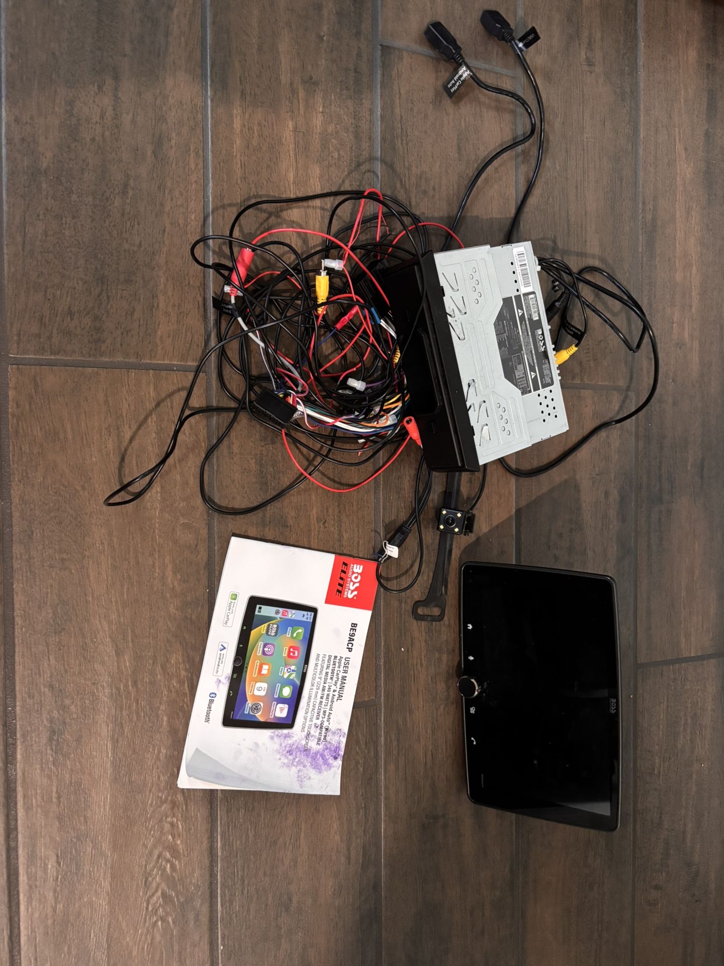 Carplay stereo and backup camera