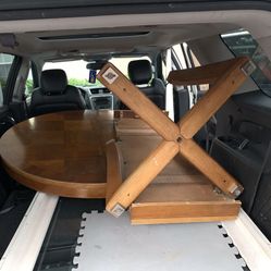 Dining Table $50 🎁🍀 Kitchen Table, Dining And Kitchen Furniture, Play Table, Wood Table, Brown, House Furniture 