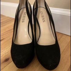 Guess- Suade Heels 