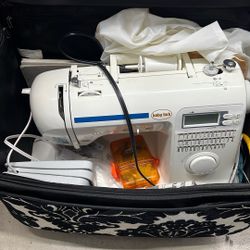 Baby Lock Sewing Machine  W/electronic Readout 