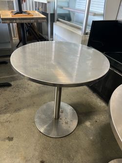 Round Bistro Table 24 inches