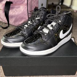 AIR JORDAN 1 MID SE (GS) Black Speckle