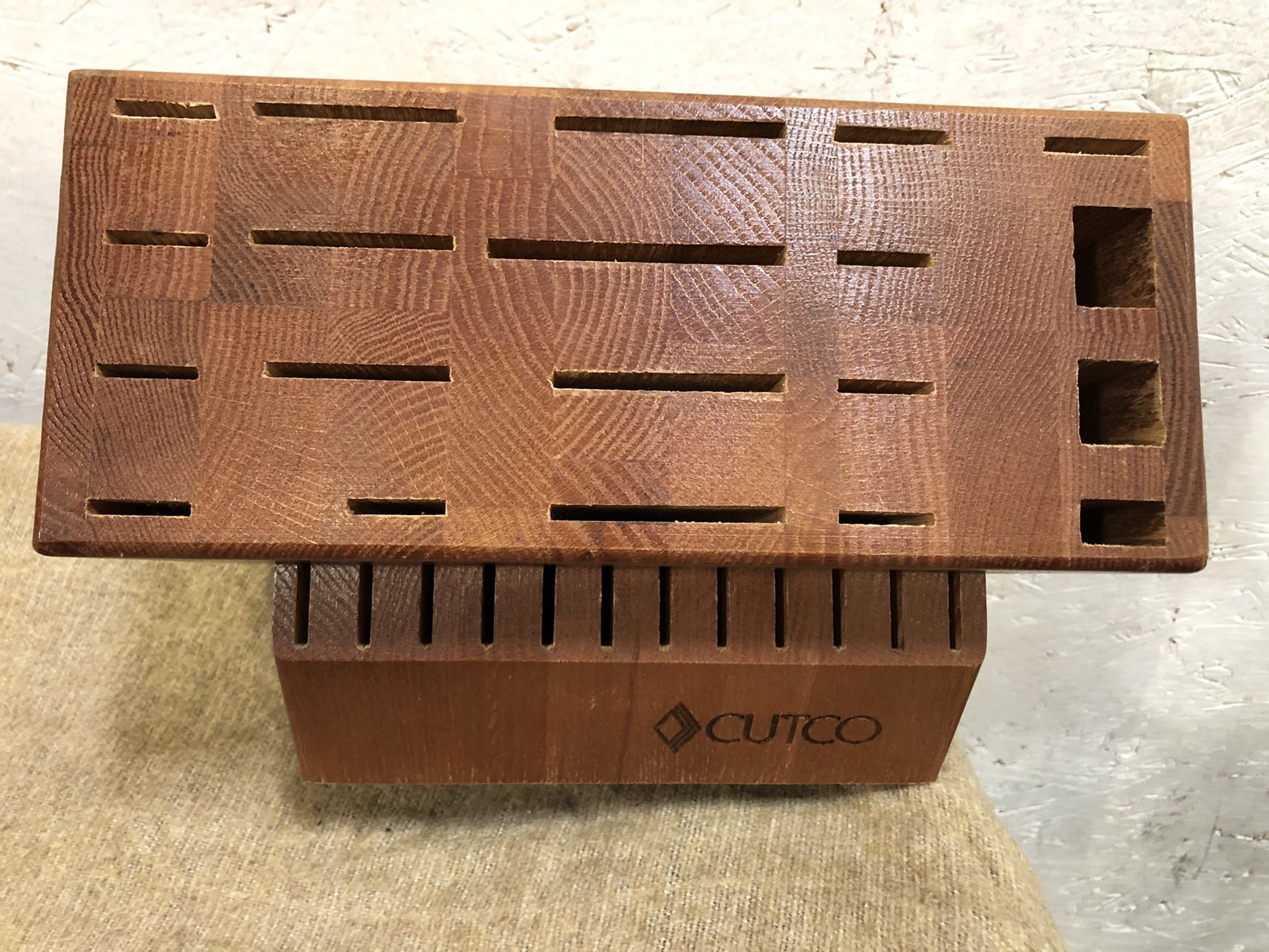Cutco Ultimate Set Collection Knife Block 32-Slot Oak Cherry Finish Made in USA