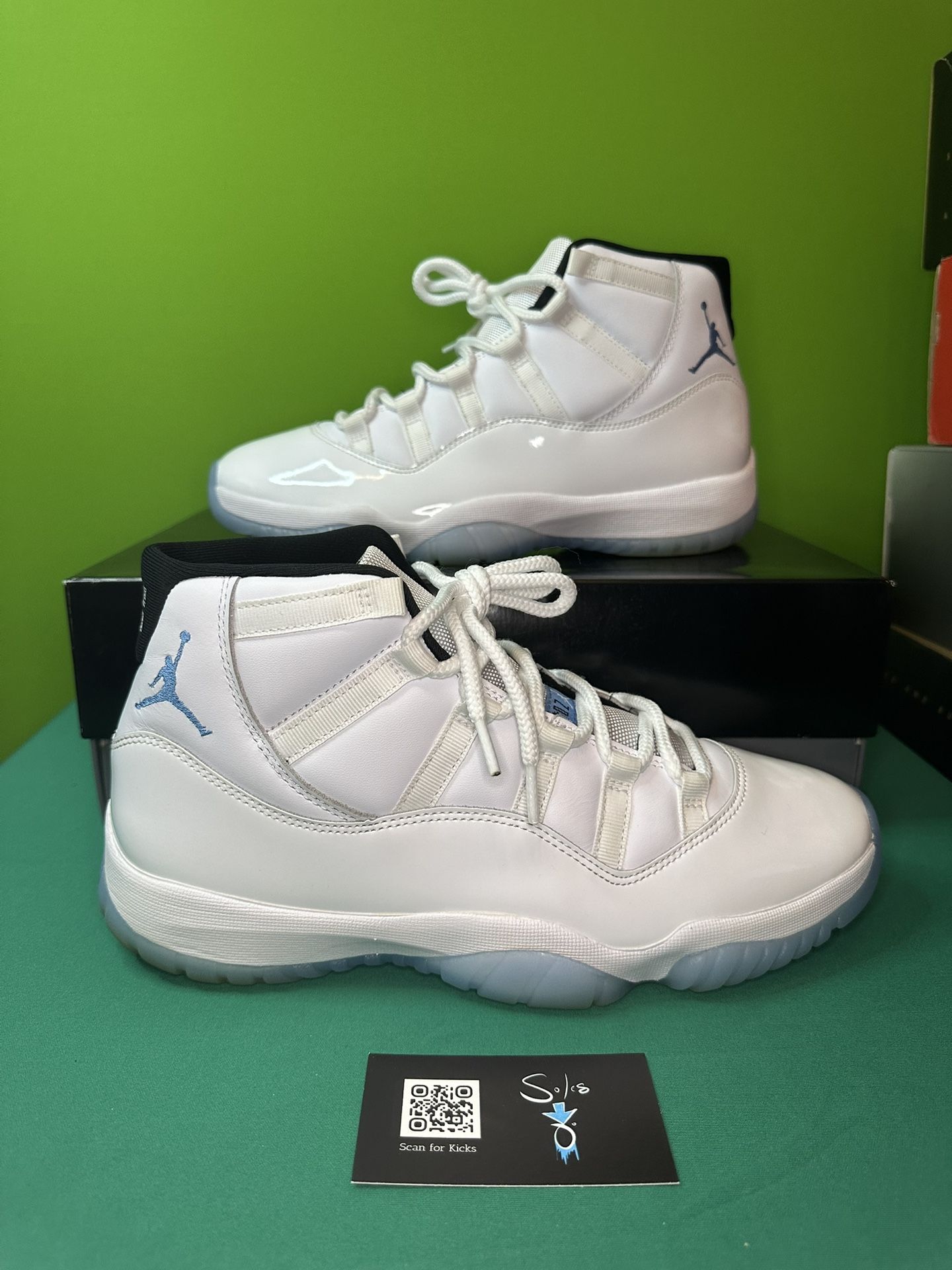 Air Jordan 11 Retro “Legend Blue” USED Size 10.5 OG ALL CT8012-104