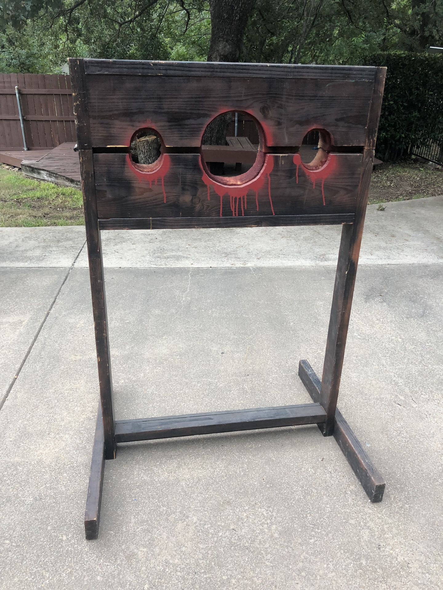 Halloween Guillotine Prop