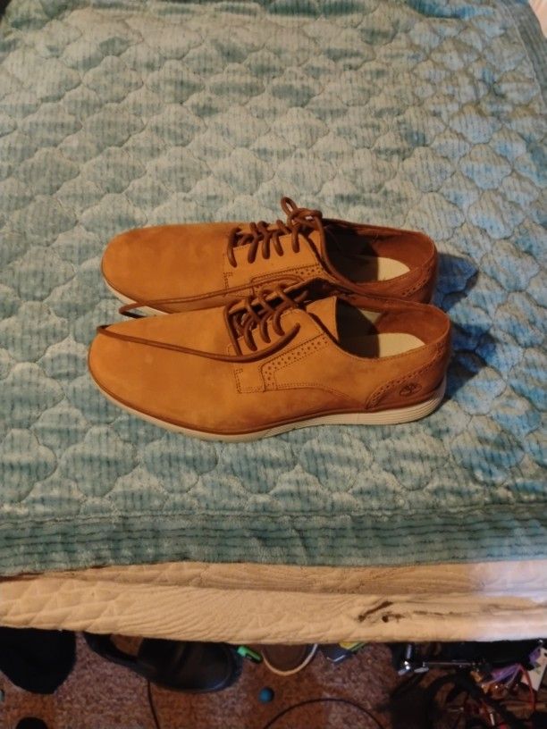 Timberland Shoes Size 9