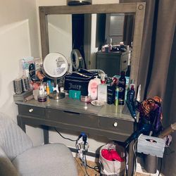 Makeup Vanity 