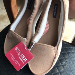 Brand New Step Out By Dearfoams