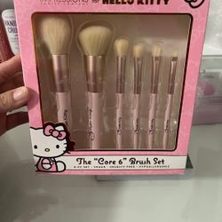 Hello Kitty The Core brush set by impressions vanity