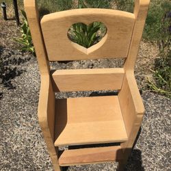 Doll chair