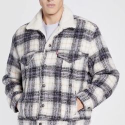 New Levi’s Premium VINTAGE RELAXED FIT SHERPA TRUCKER JACKET Tofu Plaid Largest