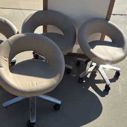 Rolling Chairs