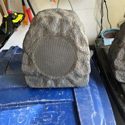 Outdoor Bluetooth Rock Speakers 