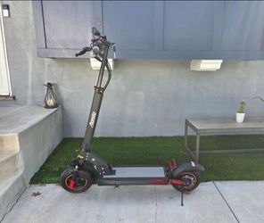 Electric Scooter With Seat