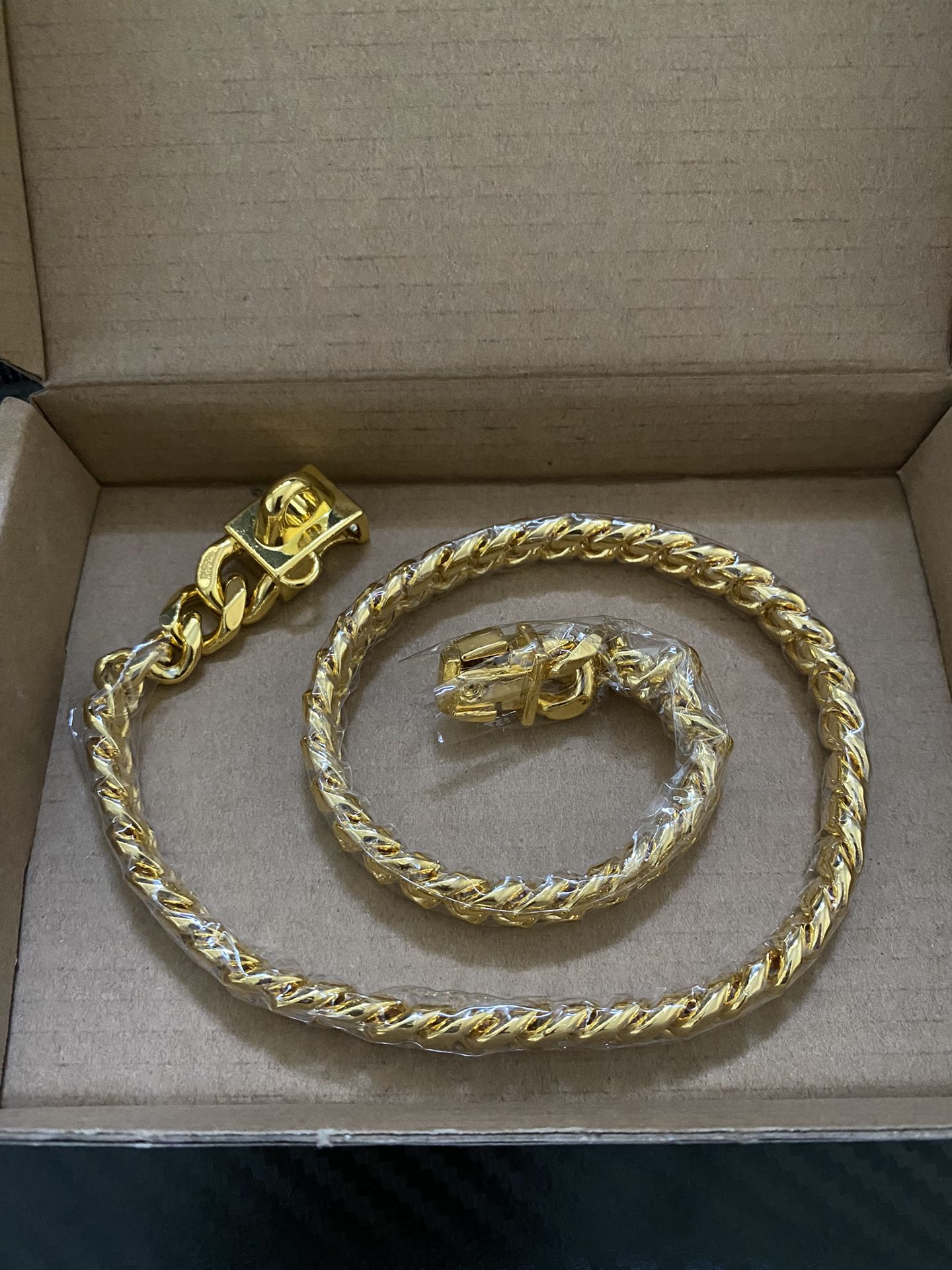 Gold Cuban Link Dog Chain 