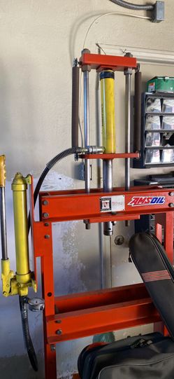 FA Nugier 12 ton hydraulic press
