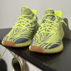 Adidas Yeezy 350 Boost Size 11 VNDS