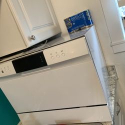 Dishwasher 
