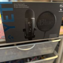 Yeti Gaming Streaming Kit 