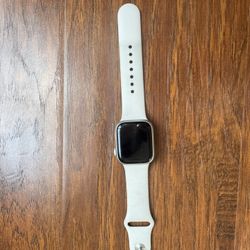 Apple Watch 41mm Series 7