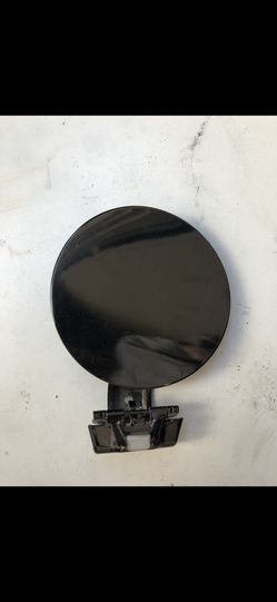 Mazda 3 Fuel filler door
