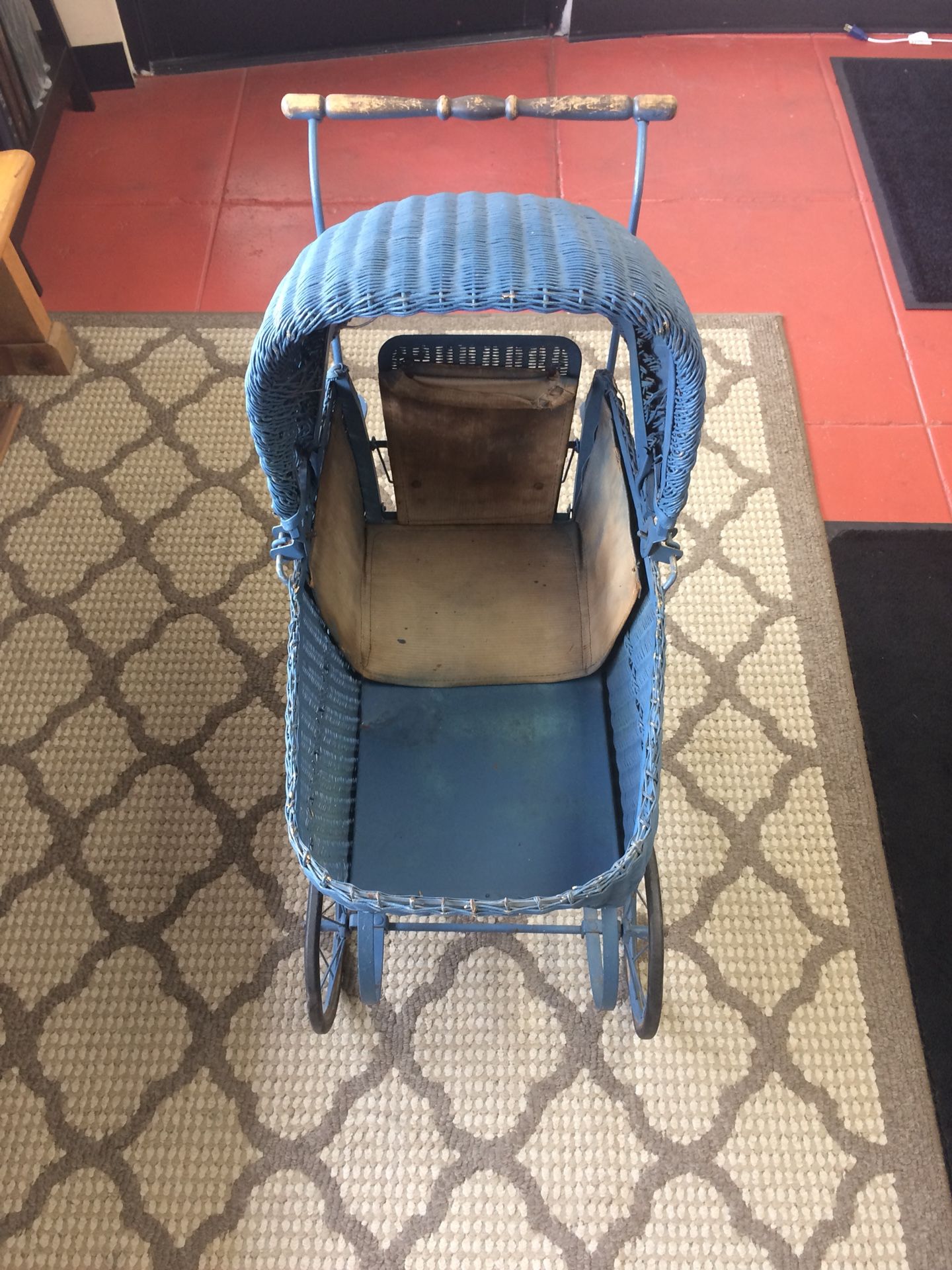 Lloyd Loom Antique Wicker Baby or Doll Carriage/Stroller 1920/30’s