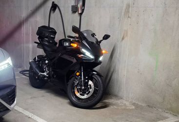 Yamaha R3