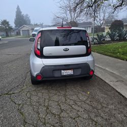2015 Kia Soul - Clean Title/88,808 Miles/1.6L