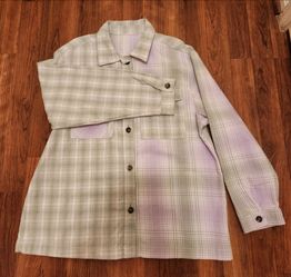 Unisex quilated Plaid Button-Up Shirt Extra large size.