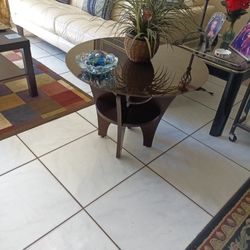Coffee Table Or Side Table Nice Brown Color $15