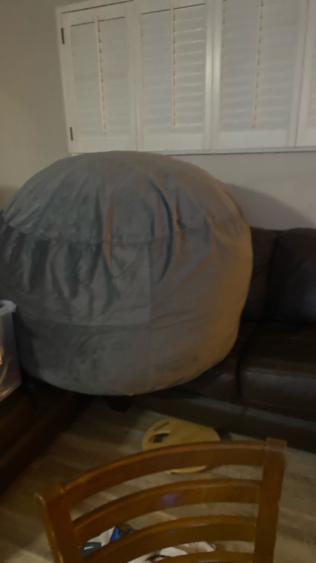 5’ Bean Bag Chair Barely Used 
