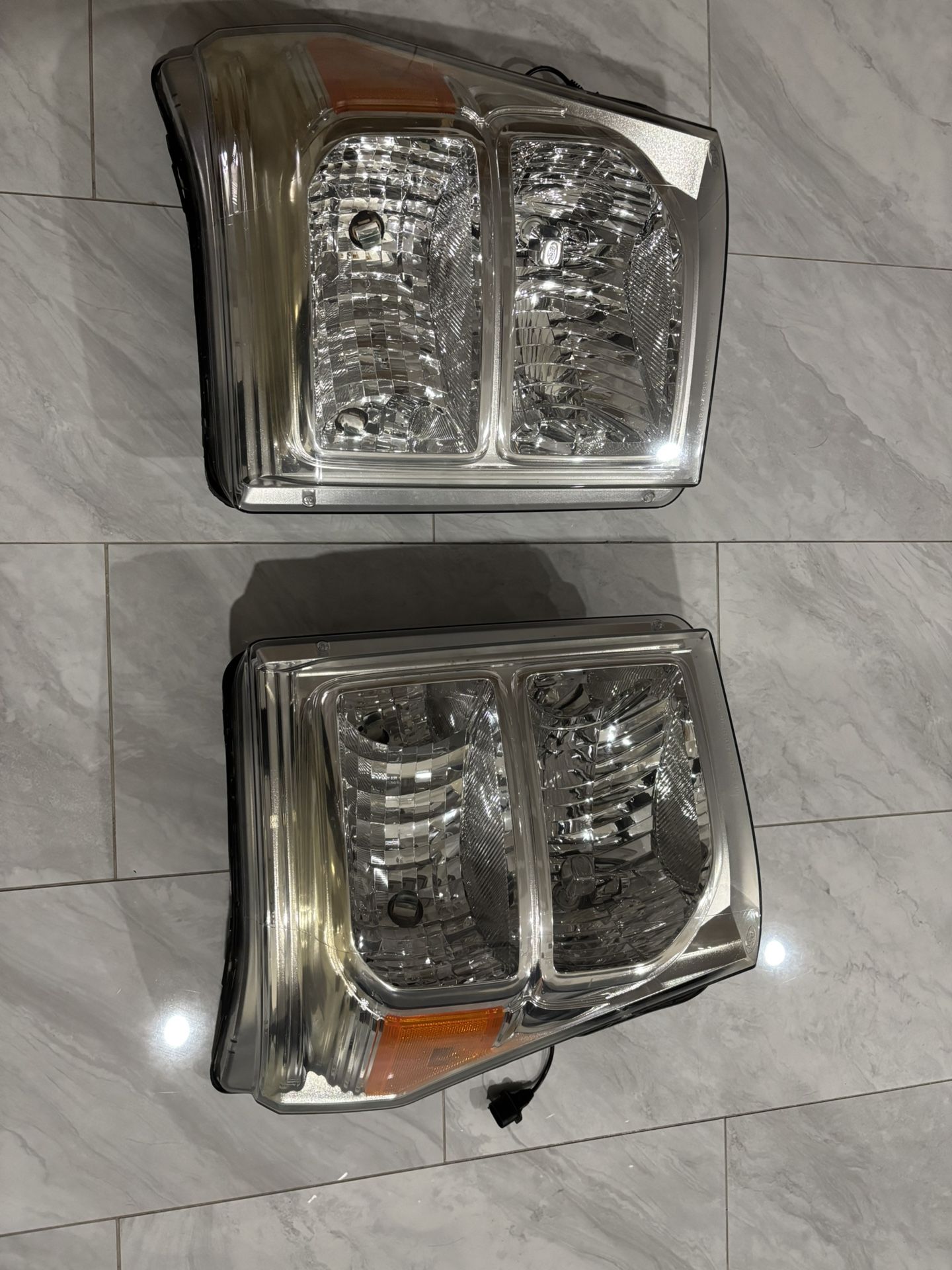 Front Light Ford F 250