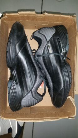 Reebok DMX Orion size 10.5 new