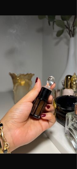 Arab perfume