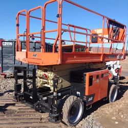 RT Scissor Lift 32’ 