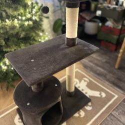Like New! Cat Tree Grey