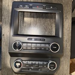 2019 Ford Expedition Audio Radio Climate Faceplate Control Panel KL1T-18E245-CA